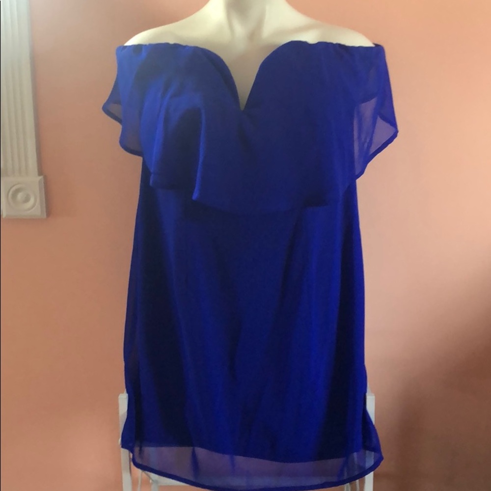 Blue dress